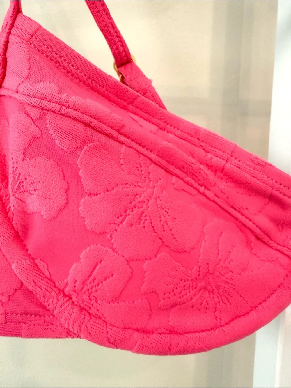 L*Space Missy Bikini Top Pink Textured Underwire Size S NWT